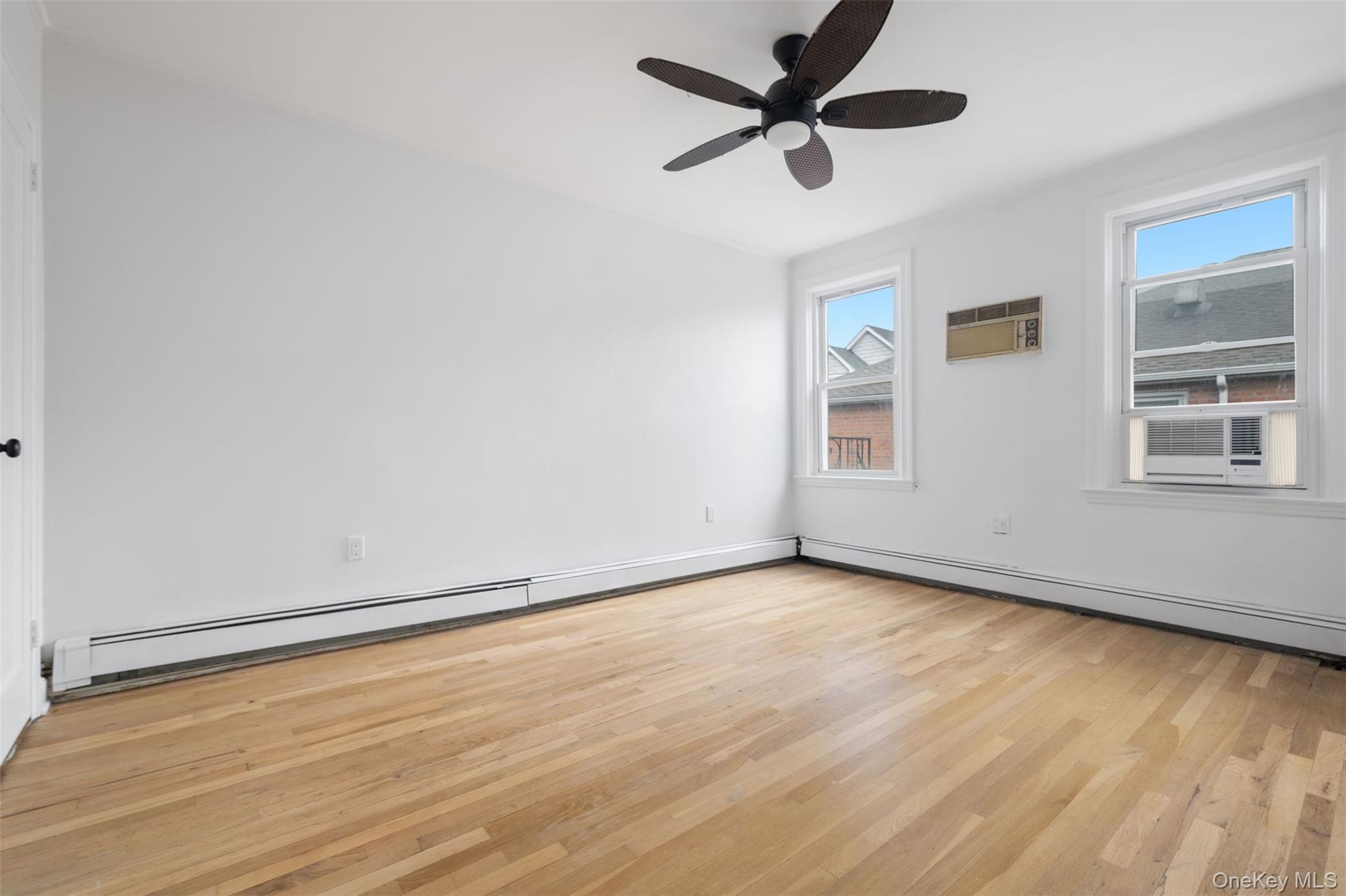 Single Family Hone Avenue Bronx, NY 10461, MLS-1062413-6