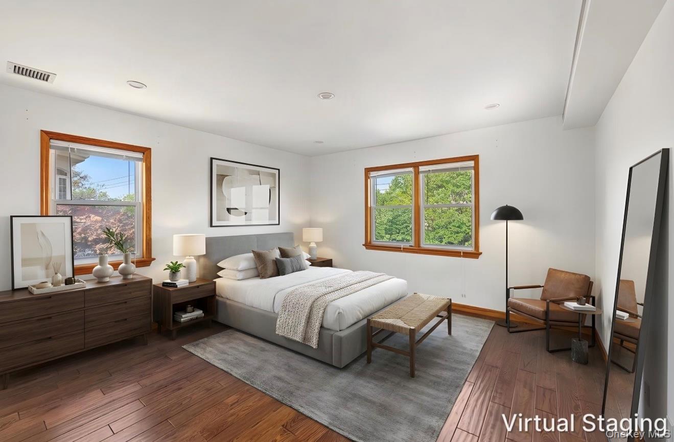 Single Family North Drive Queens, NY 11357, MLS-1062651-19