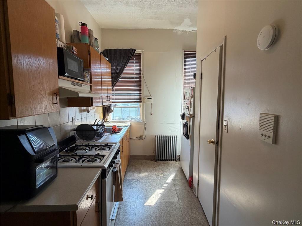 Single Family Steinway Street  Queens, NY 11105, MLS-1063013-9