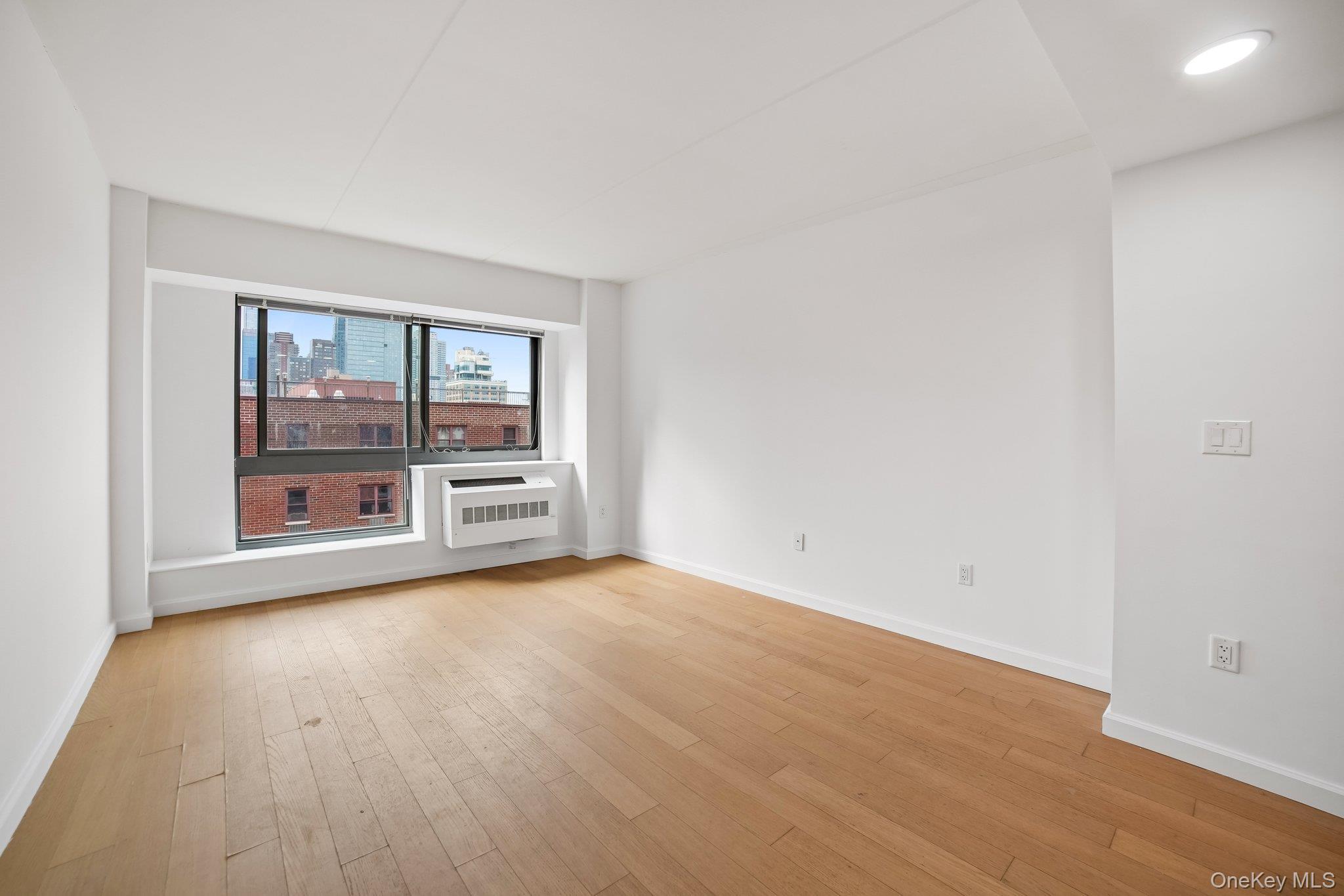 Apartment Street Manhattan, NY 10019, MLS-1063142-3