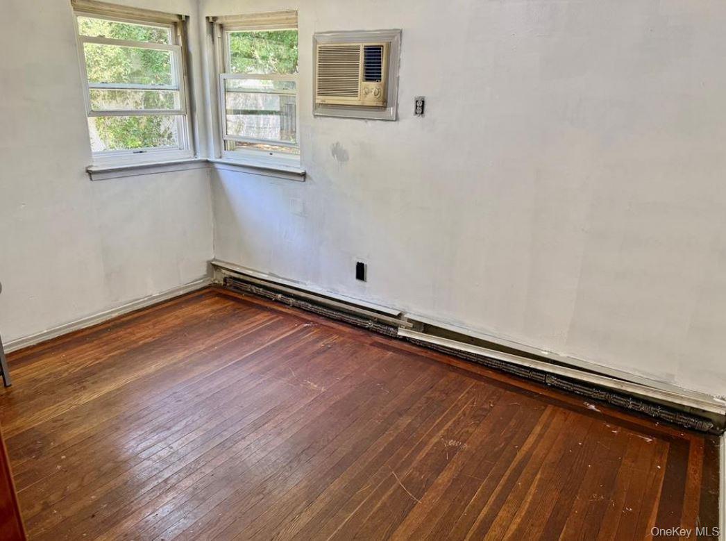 Single Family Palmer Street  Suffolk County, NY 11717, MLS-1063182-14