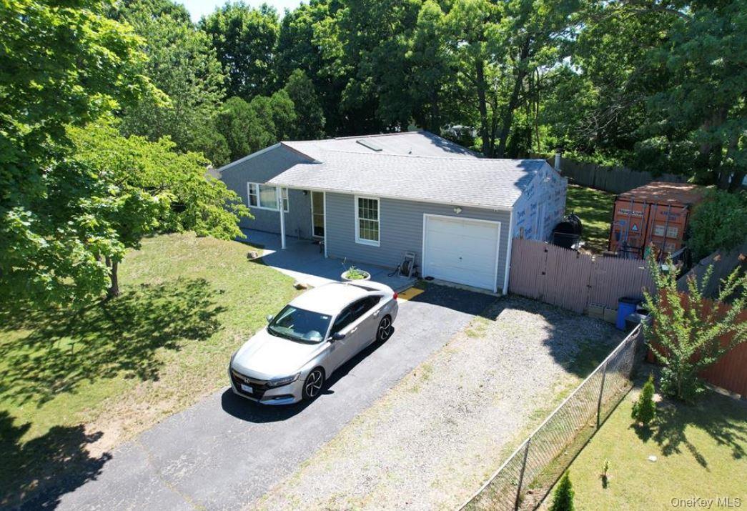Single Family Palmer Street  Suffolk County, NY 11717, MLS-1063182-22