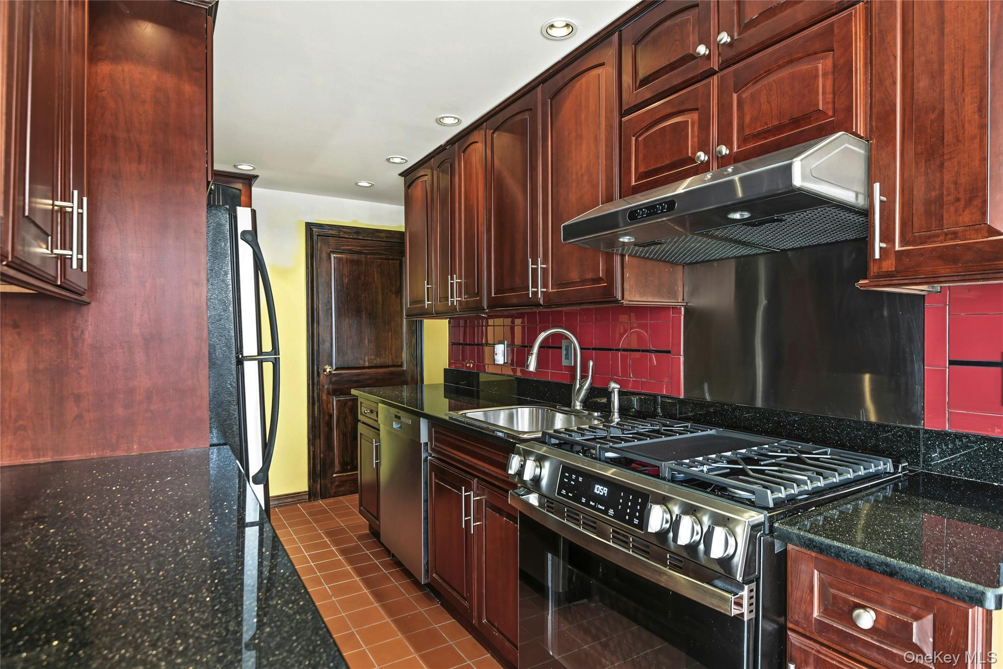 Single Family Fleet Street  Queens, NY 11375, MLS-1063263-22