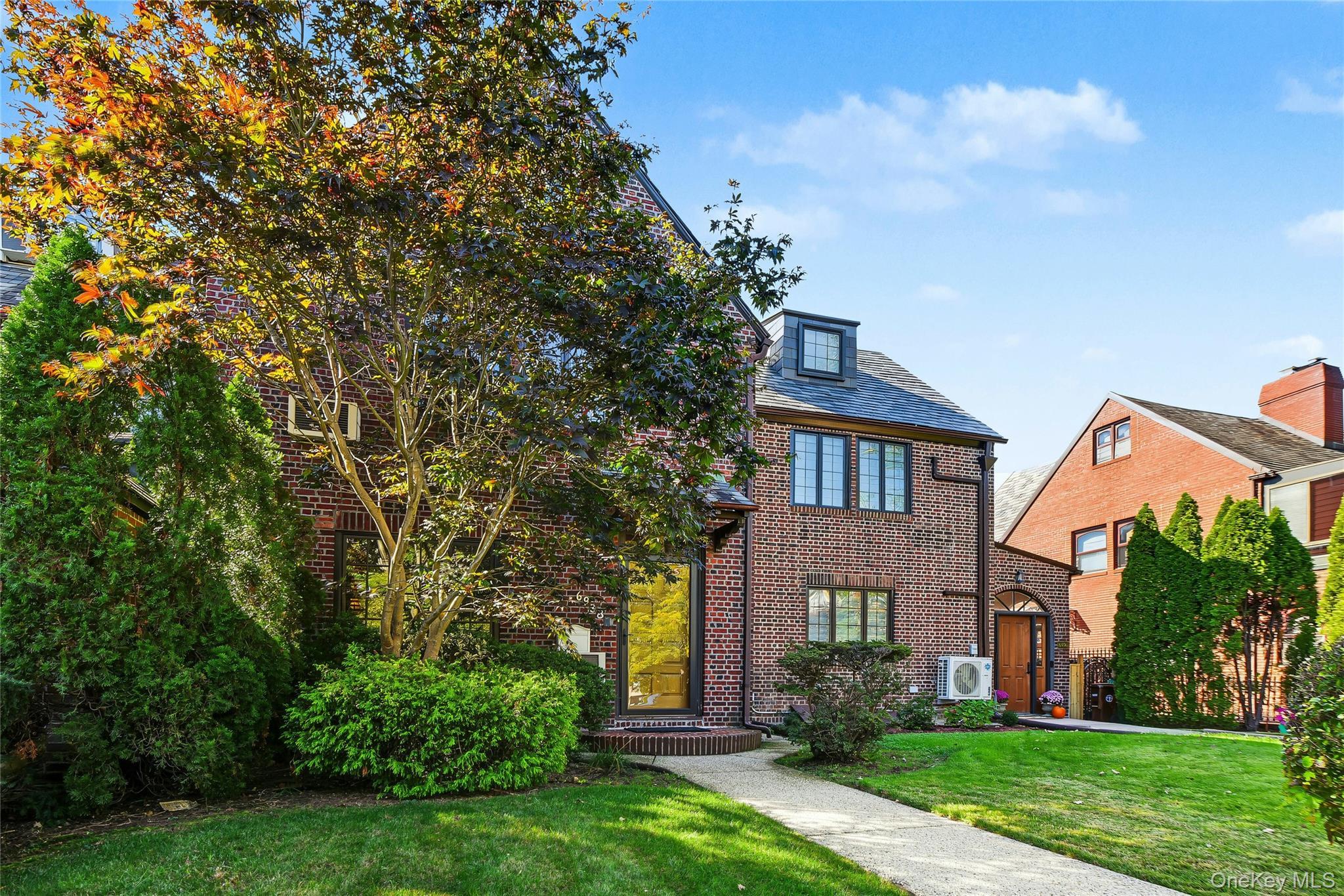 Single Family Fleet Street  Queens, NY 11375, MLS-1063263-3
