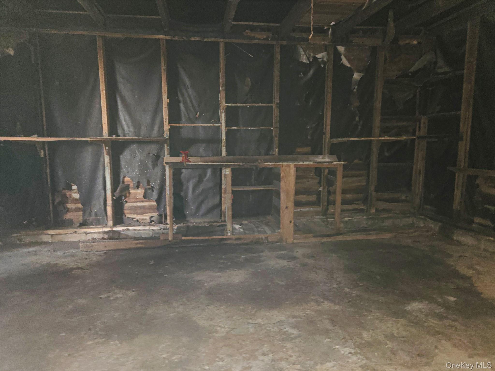 Single Family Locust Avenue  Nassau County, NY 11520, MLS-1063273-32
