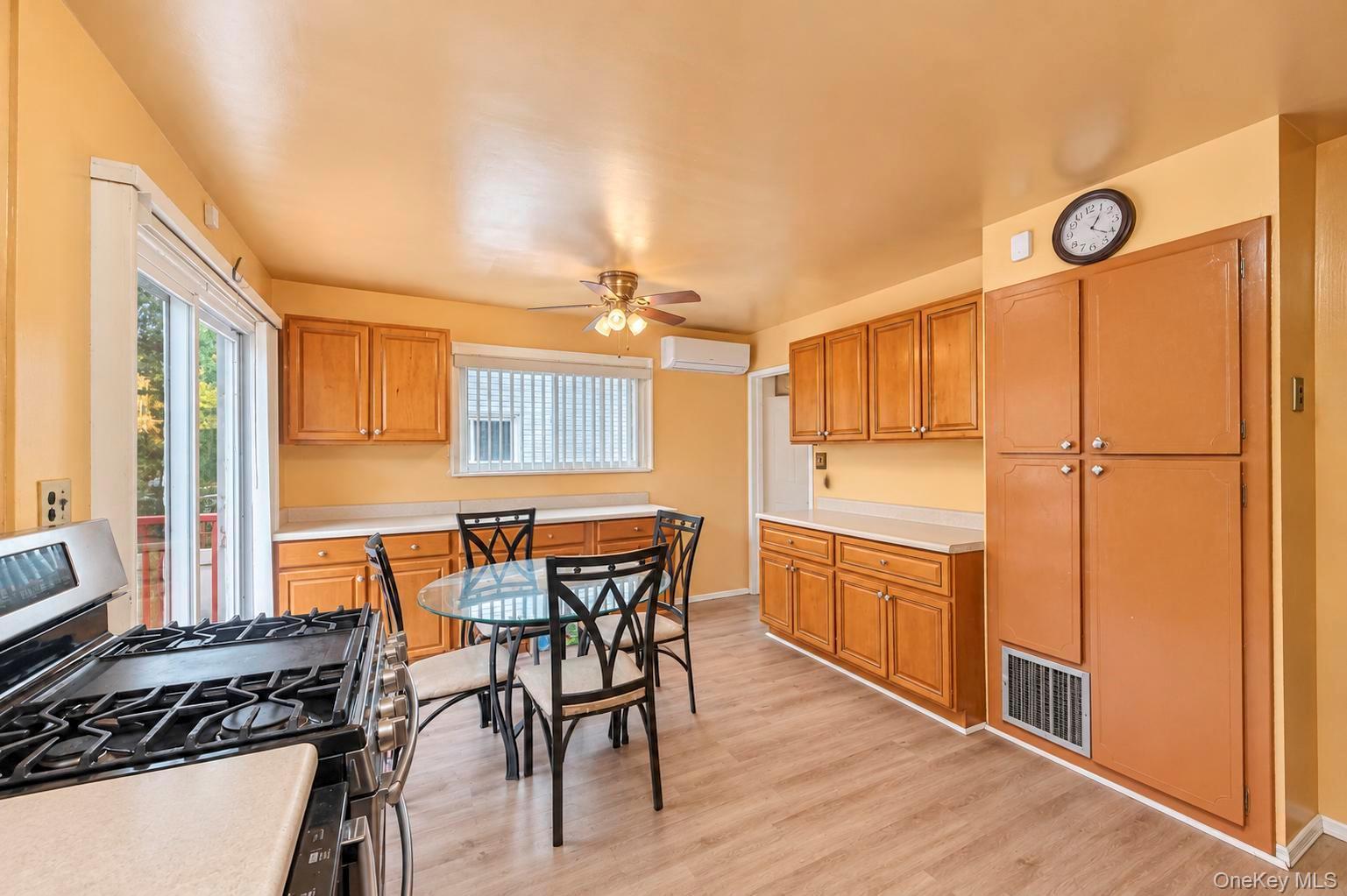 Single Family 148th Road Queens, NY 11422, MLS-1063310-10