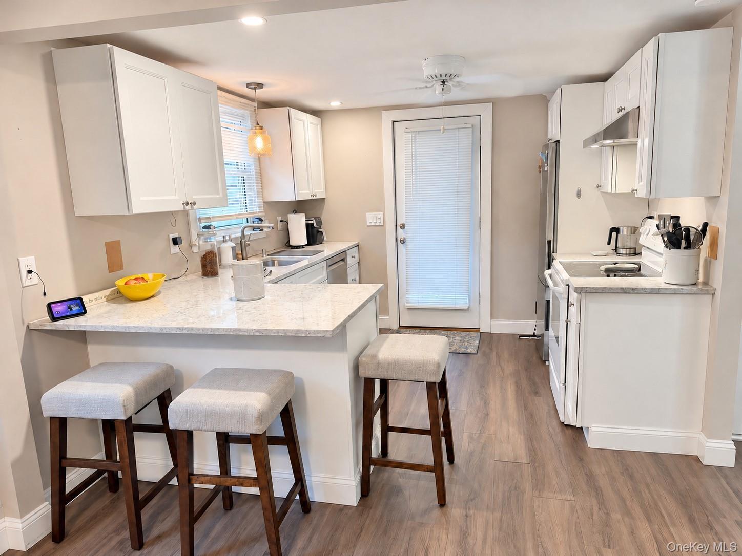 Single Family Patchogue Avenue  Suffolk County, NY 11772, MLS-1063318-3