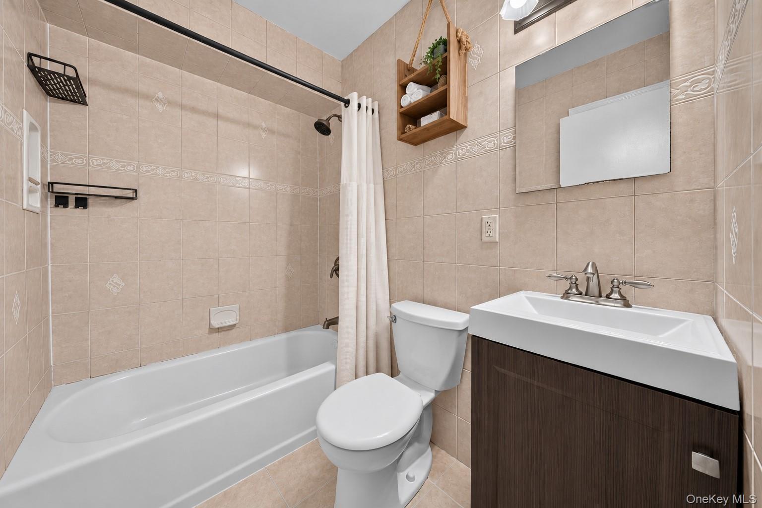 Single Family 56th Road Queens, NY 11364, MLS-1063453-20