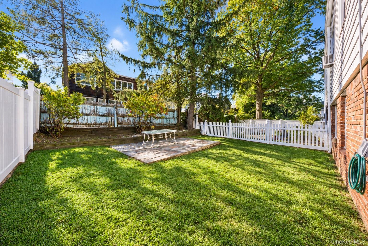 Single Family 56th Road Queens, NY 11364, MLS-1063453-21