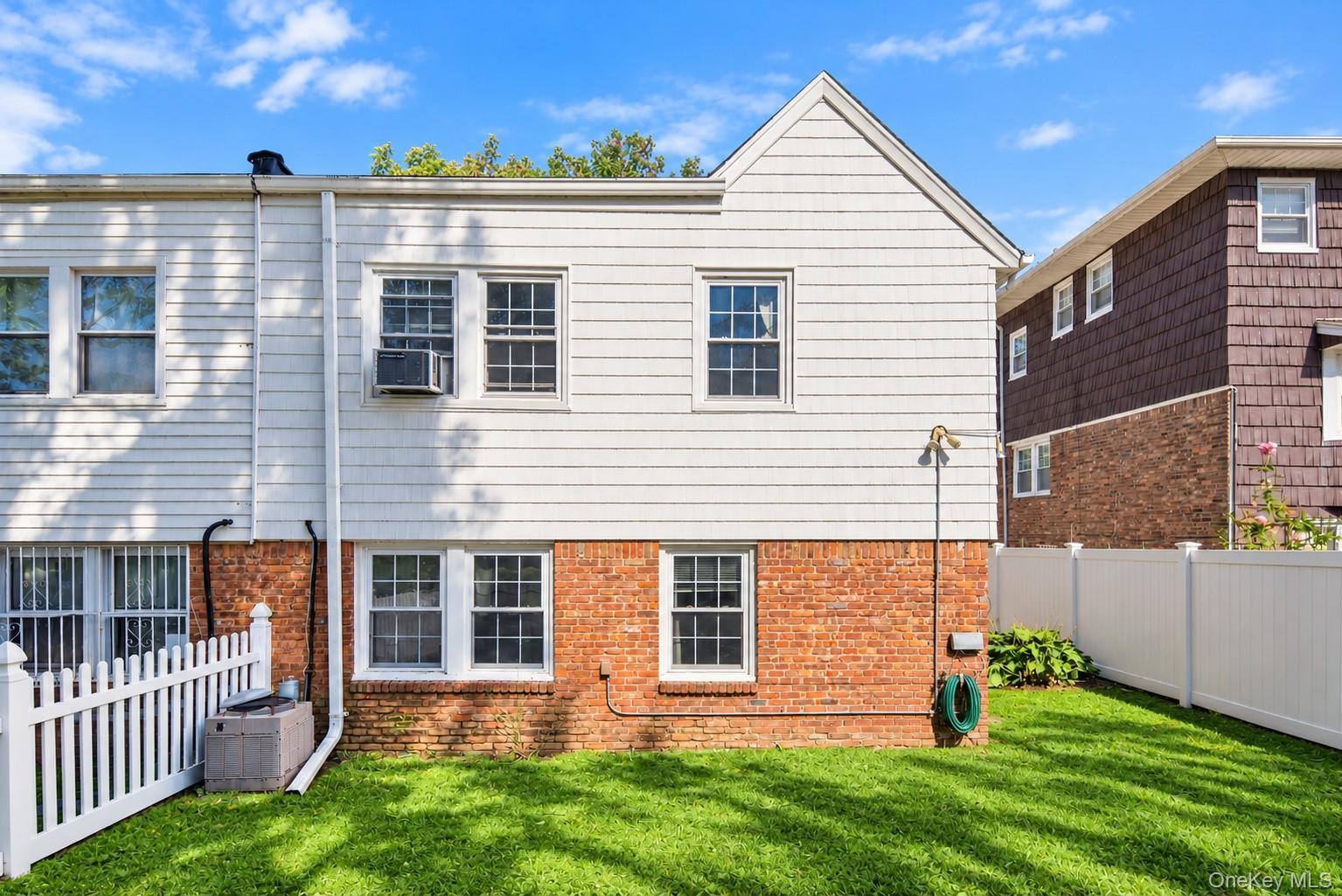 Single Family 56th Road Queens, NY 11364, MLS-1063453-23