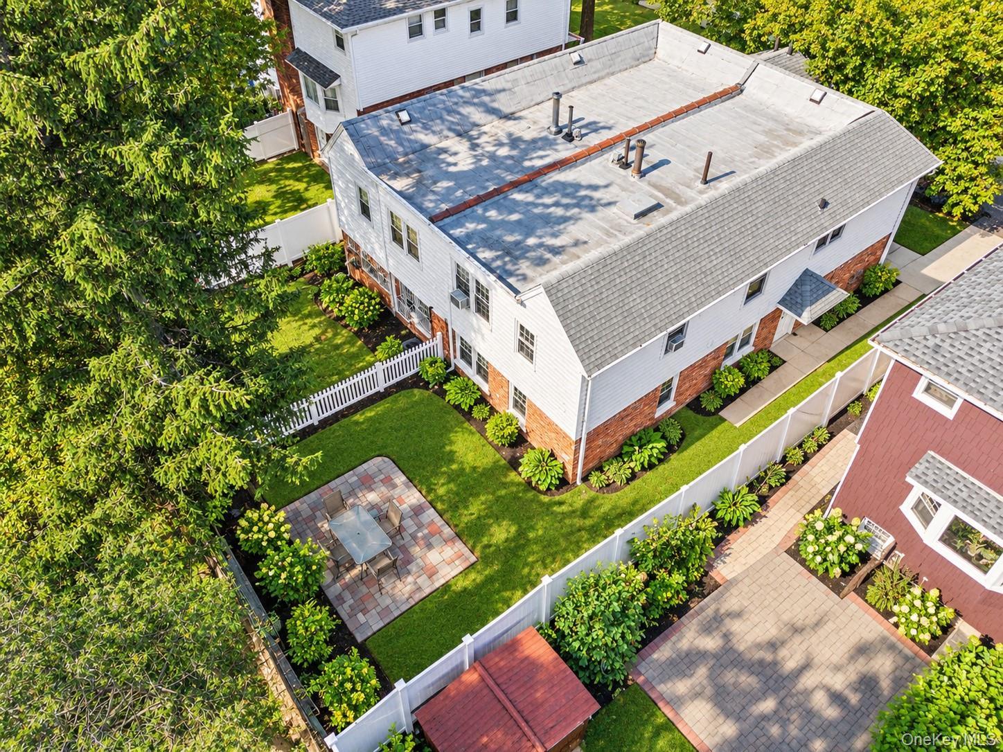 Single Family 56th Road Queens, NY 11364, MLS-1063453-24
