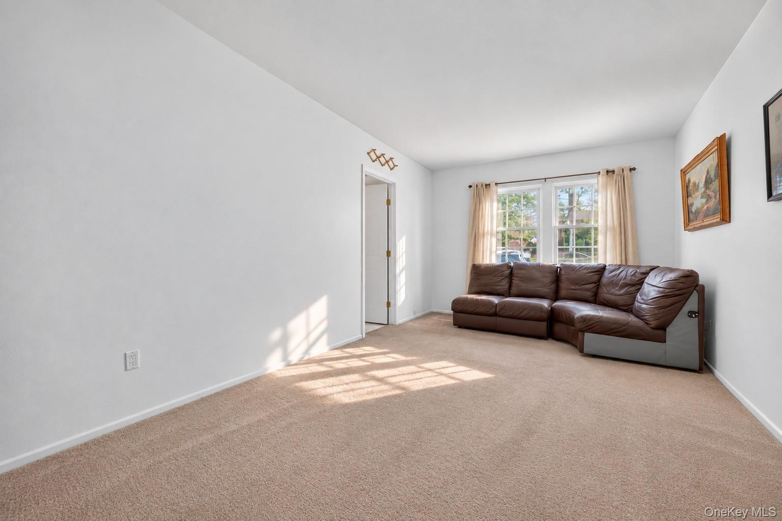 Single Family 56th Road Queens, NY 11364, MLS-1063453-9