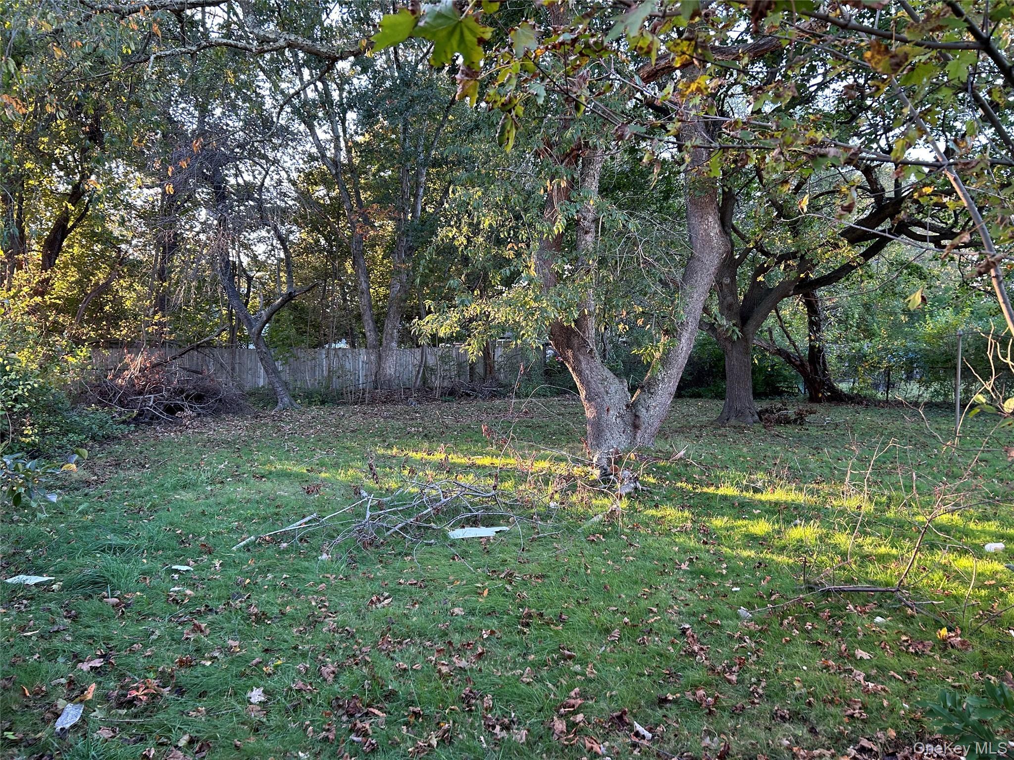 Single Family Bay Shore Avenue Suffolk County, NY 11706, MLS-1063670-5