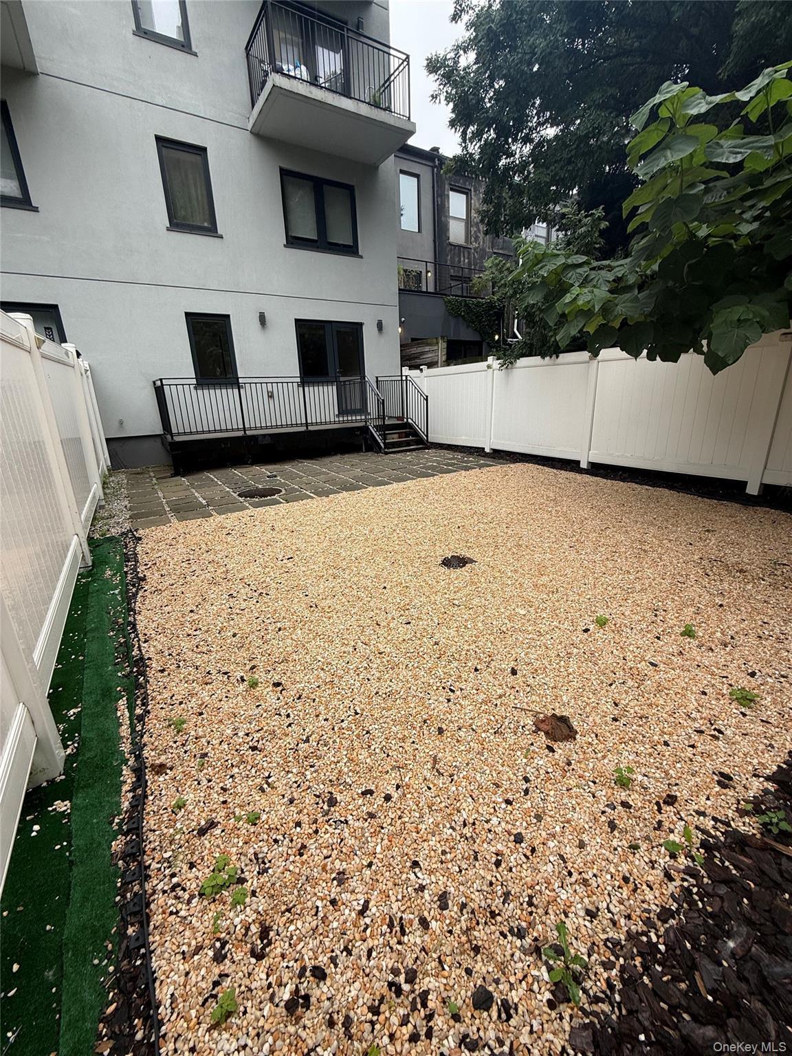 Apartment E 118th Street Manhattan, NY 10035, MLS-1063950-11