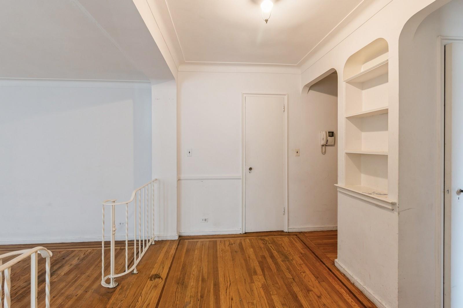 Coop 57th  Manhattan, NY 10019, MLS-800205-13