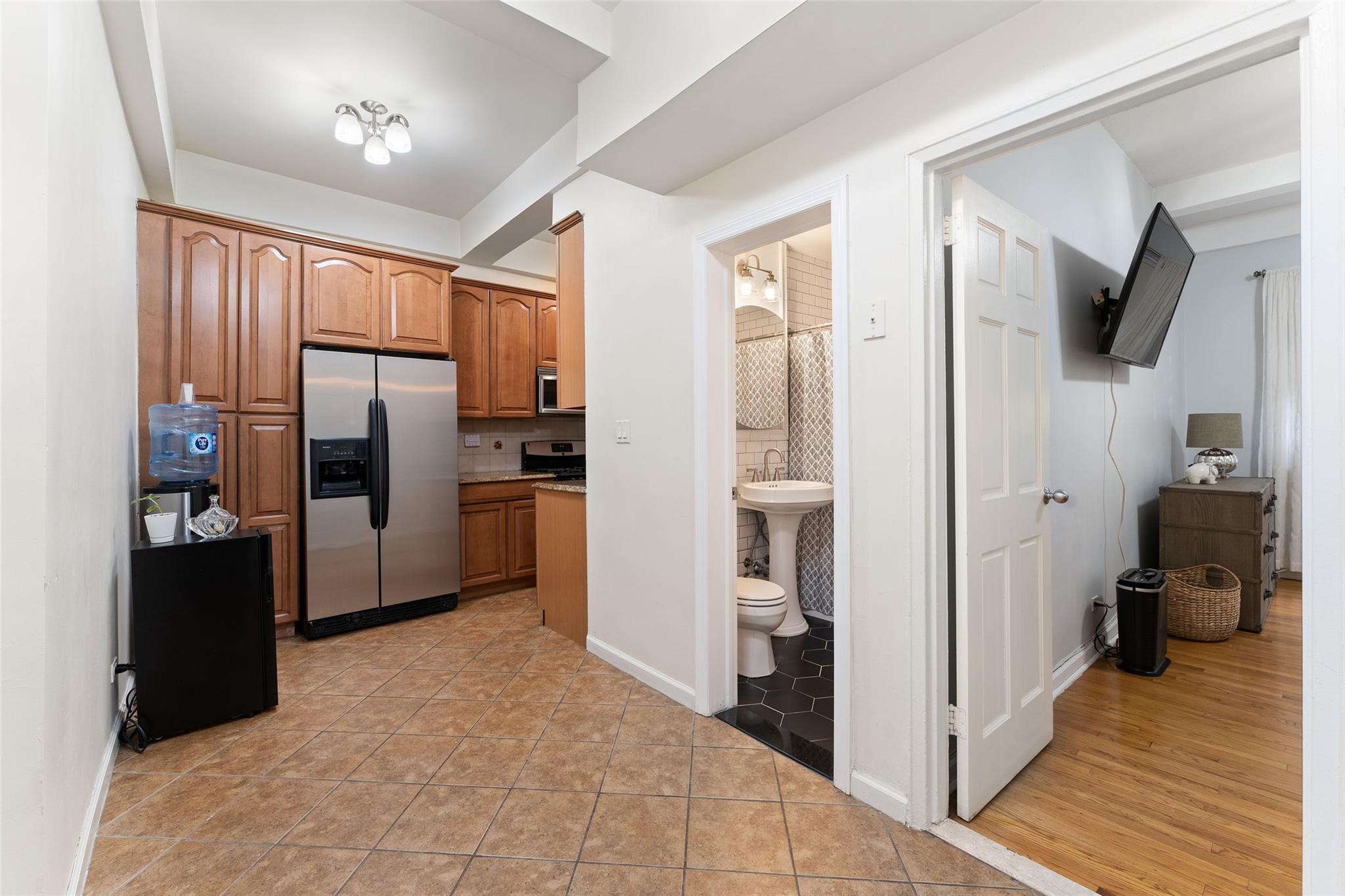 Coop Henry Hudson  Bronx, NY 10463, MLS-800234-8