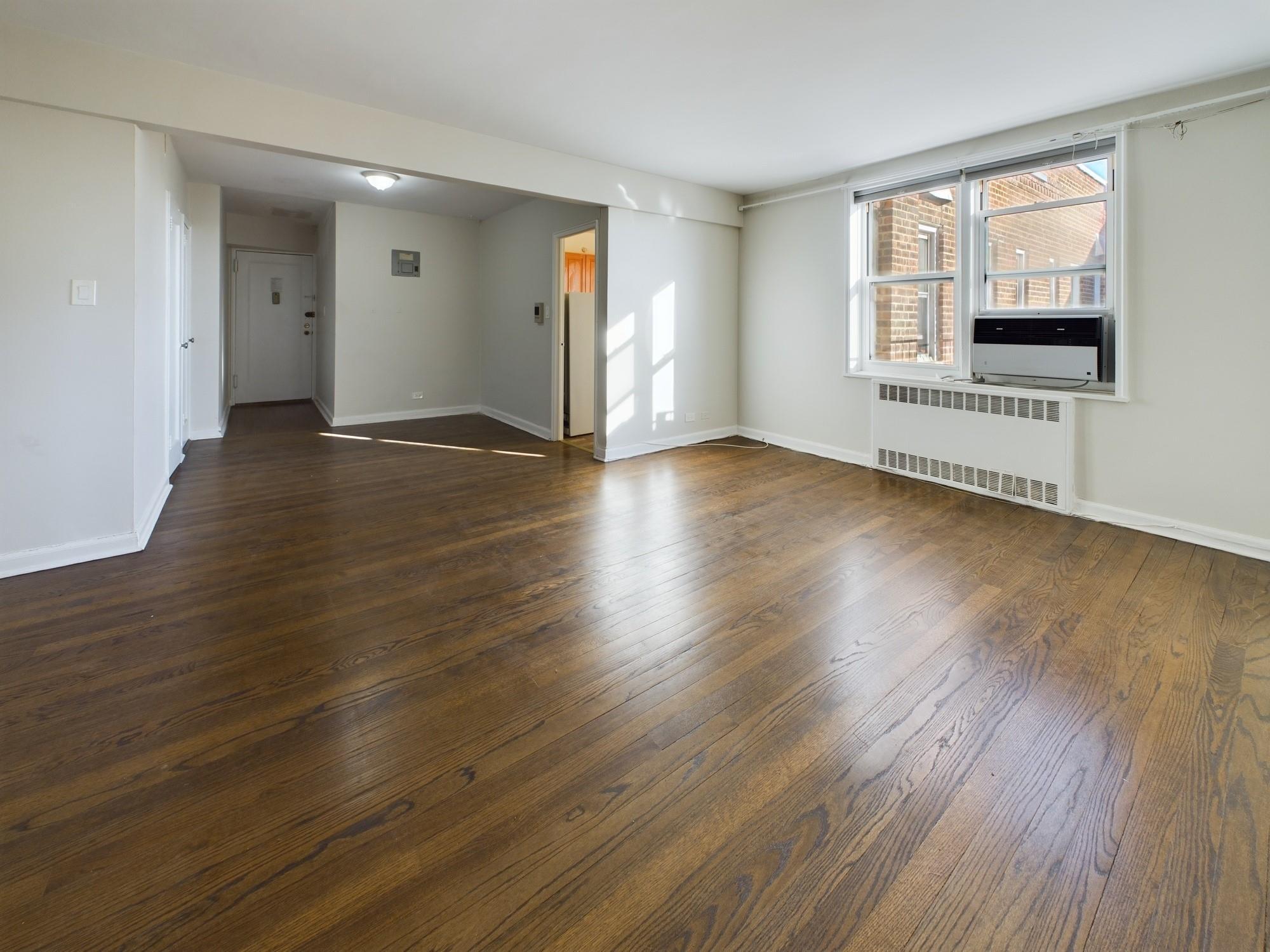 Coop Netherland  Bronx, NY 10471, MLS-800350-6