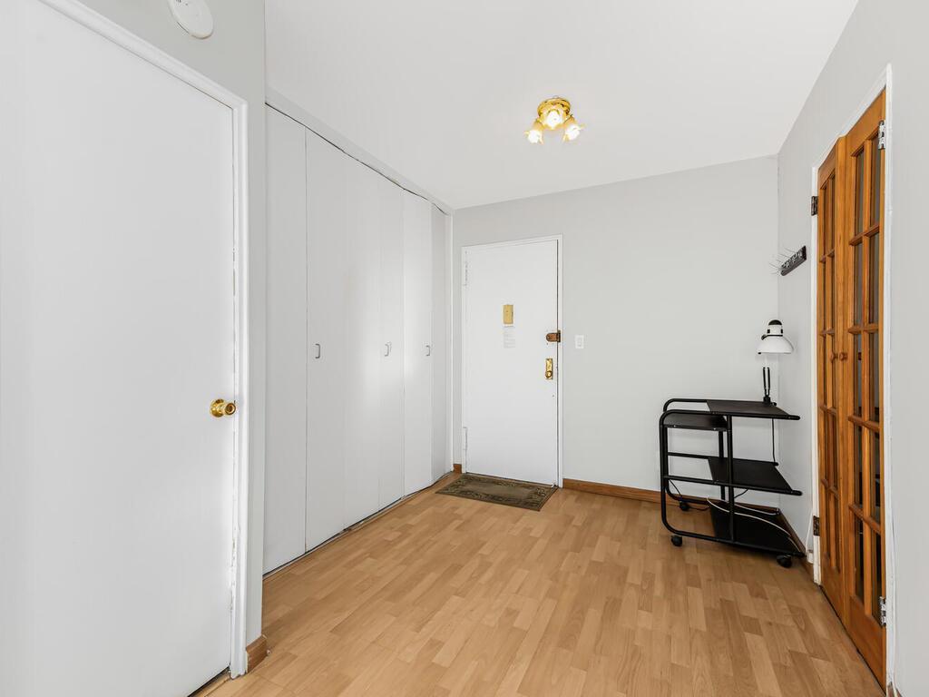 Coop Arlington  Bronx, NY 10471, MLS-800376-4