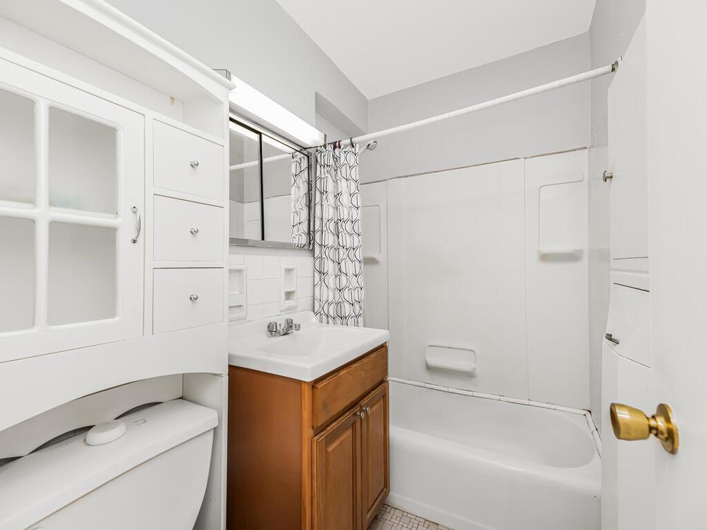 Coop Arlington  Bronx, NY 10471, MLS-800376-7