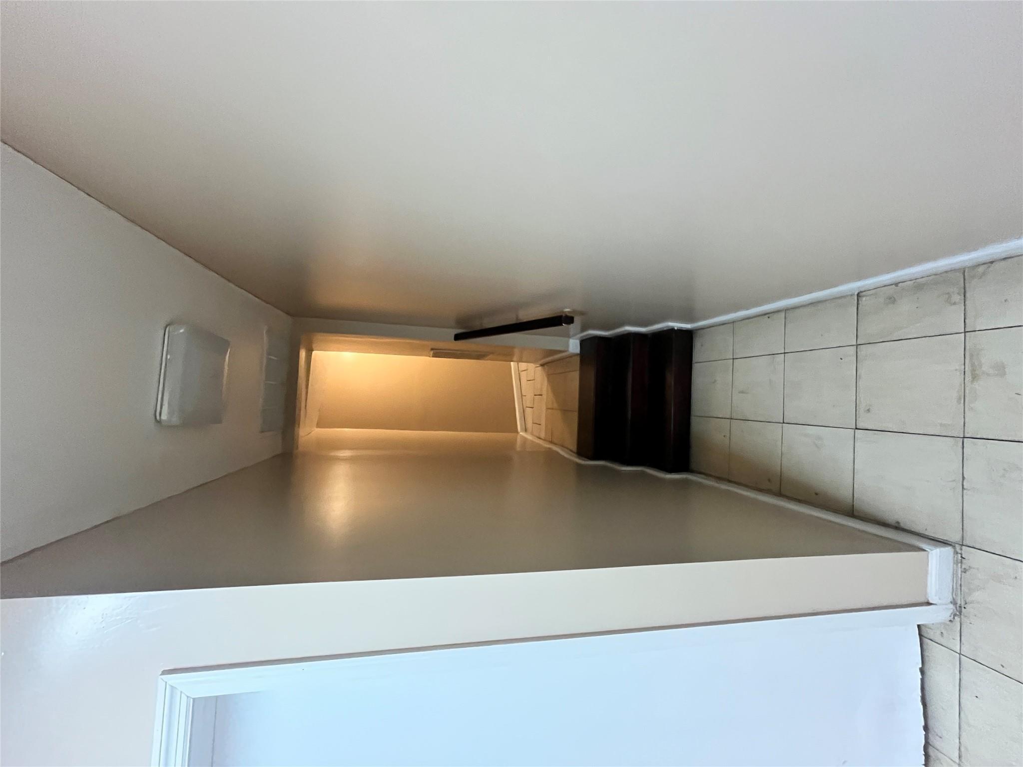 Commercial Lease Morris  Bronx, NY 10451, MLS-800413-13