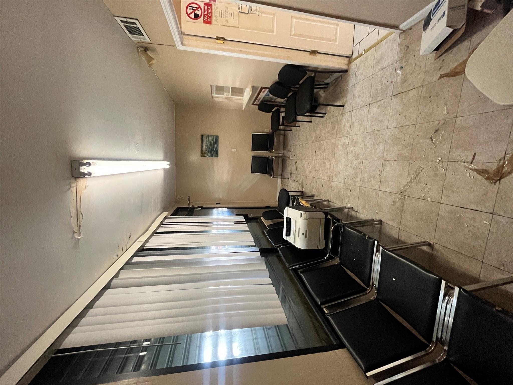 Commercial Lease Morris  Bronx, NY 10451, MLS-800413-14