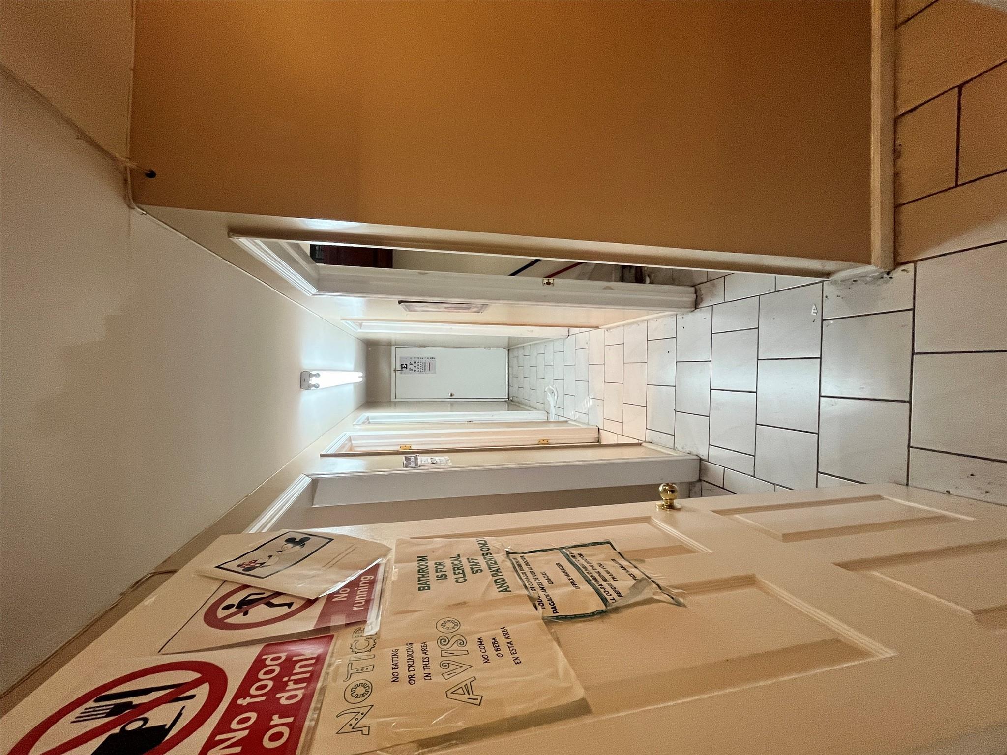 Commercial Lease Morris  Bronx, NY 10451, MLS-800413-17
