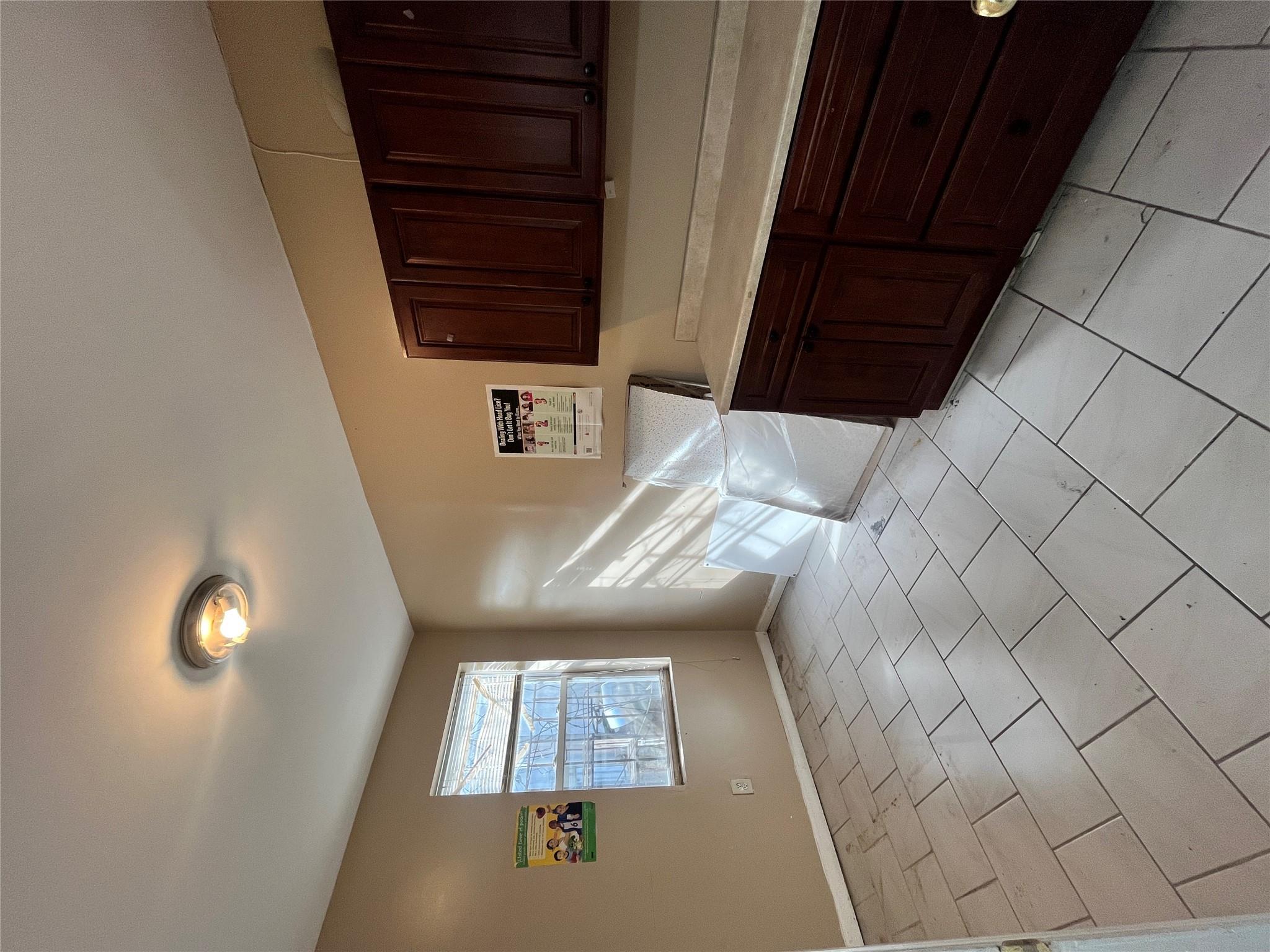 Commercial Lease Morris  Bronx, NY 10451, MLS-800413-23