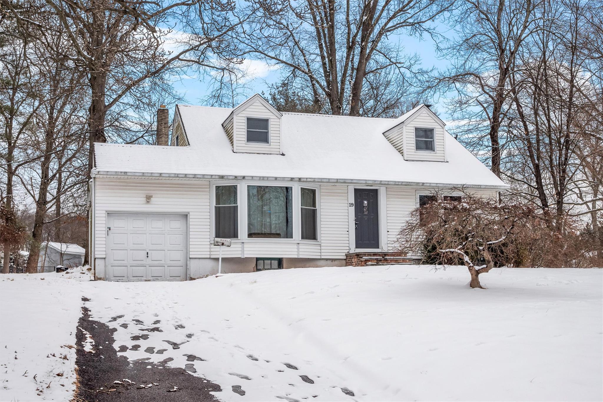 Single Family Derfuss  Rockland County, NY 10913, MLS-800481-3