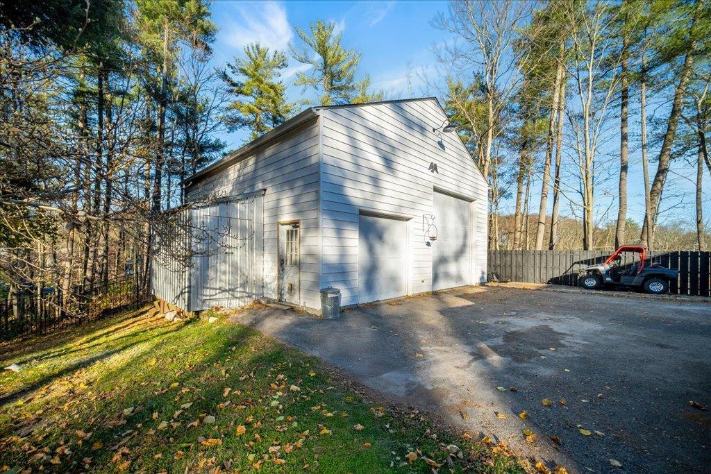 Single Family White Oaks  Dutchess County, NY 12538, MLS-800491-27
