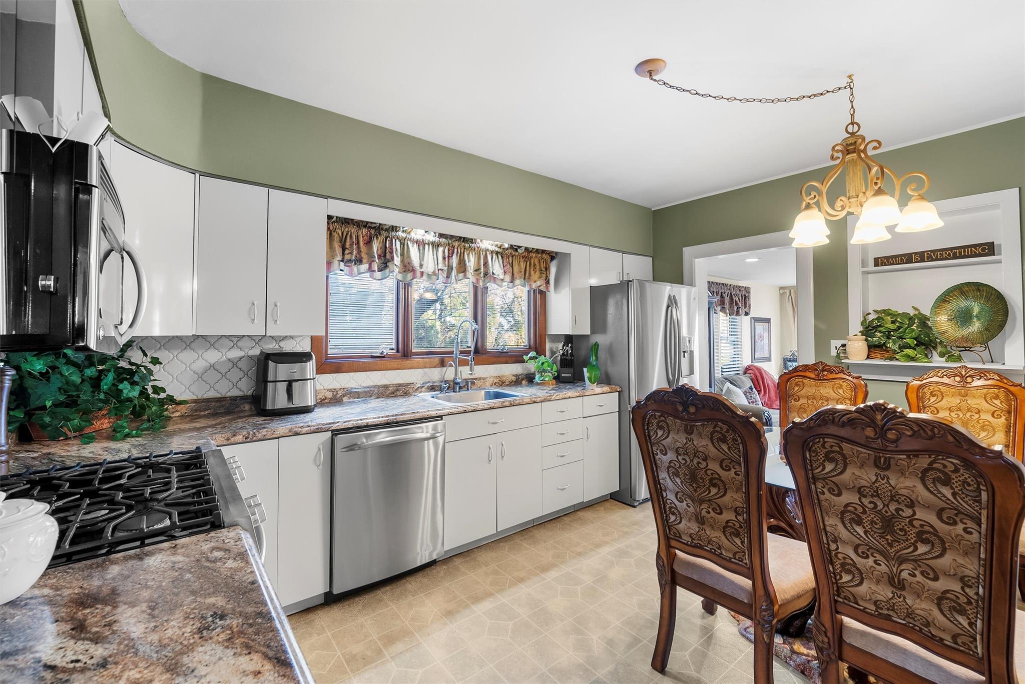 Single Family Hillside  Rockland County, NY 10927, MLS-800495-5