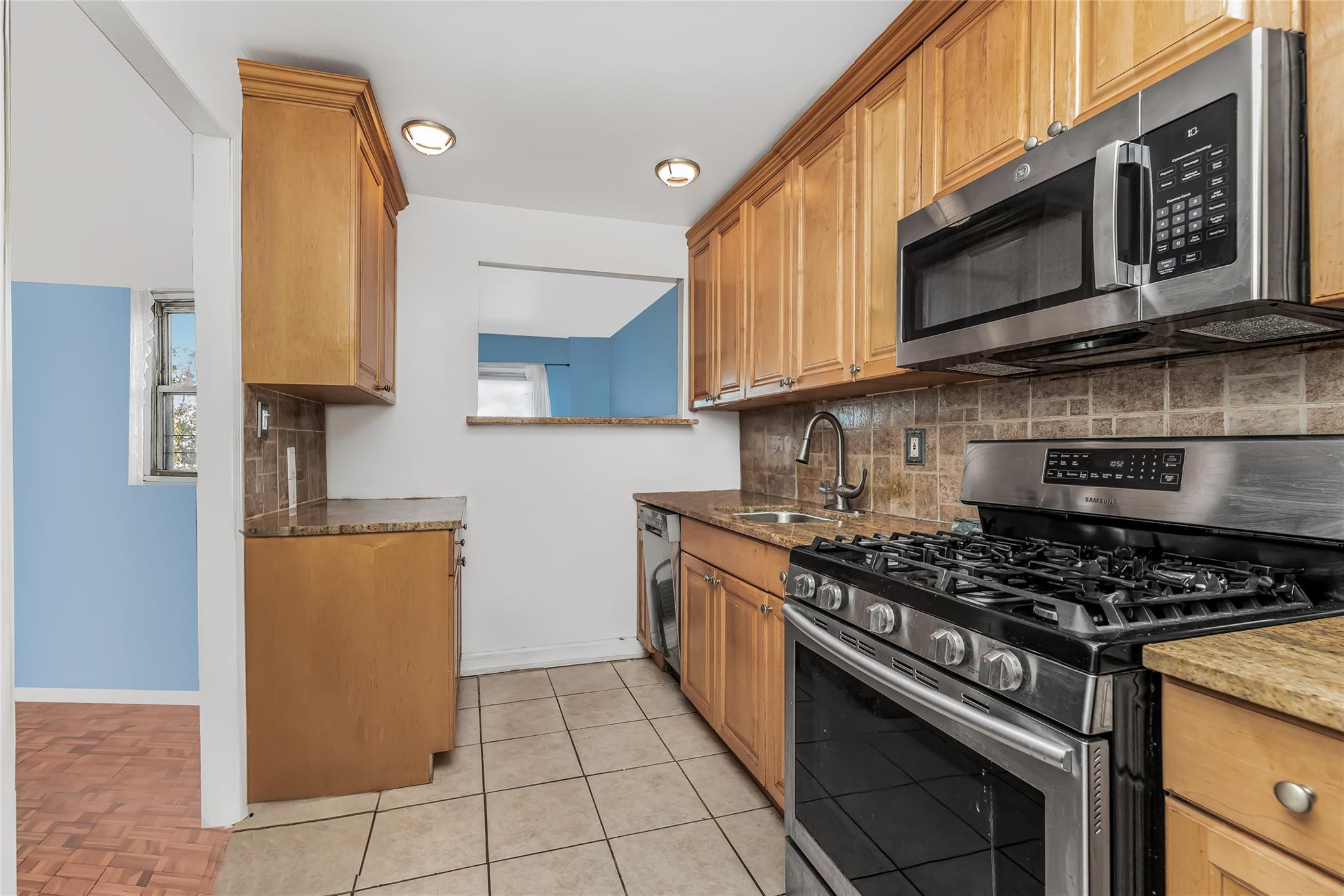 Coop Fordham Hill  Bronx, NY 10468, MLS-800516-8