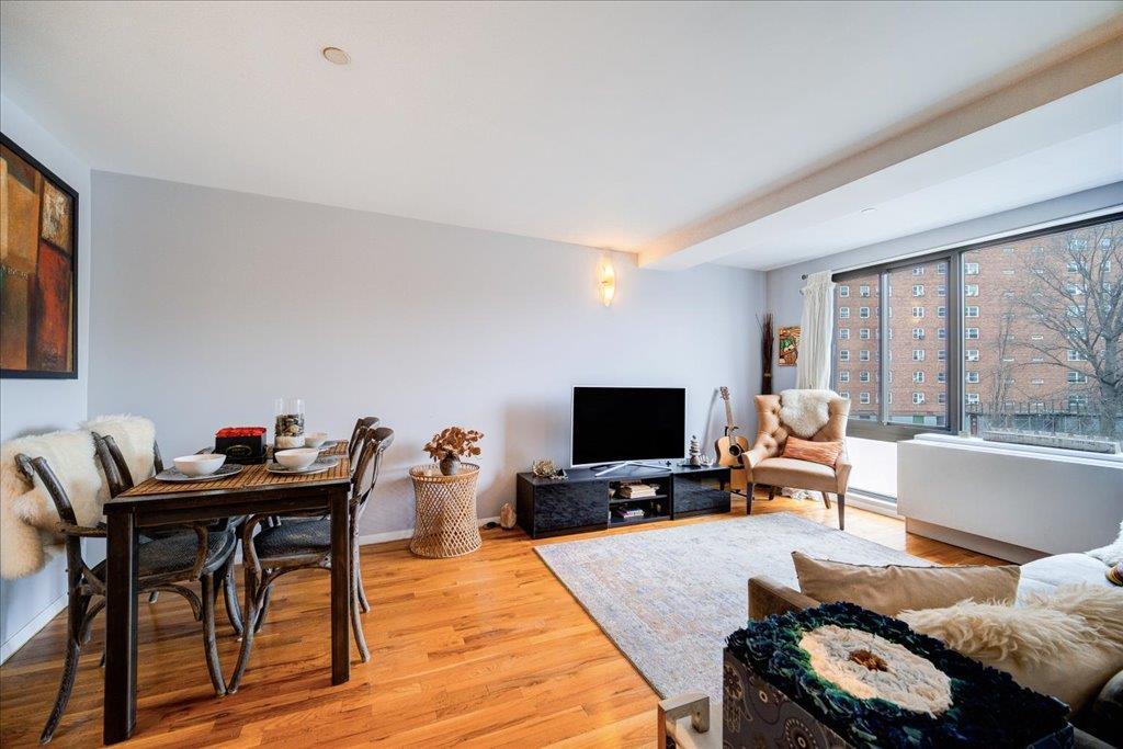Coop Featherbed  Bronx, NY 10452, MLS-800622-8