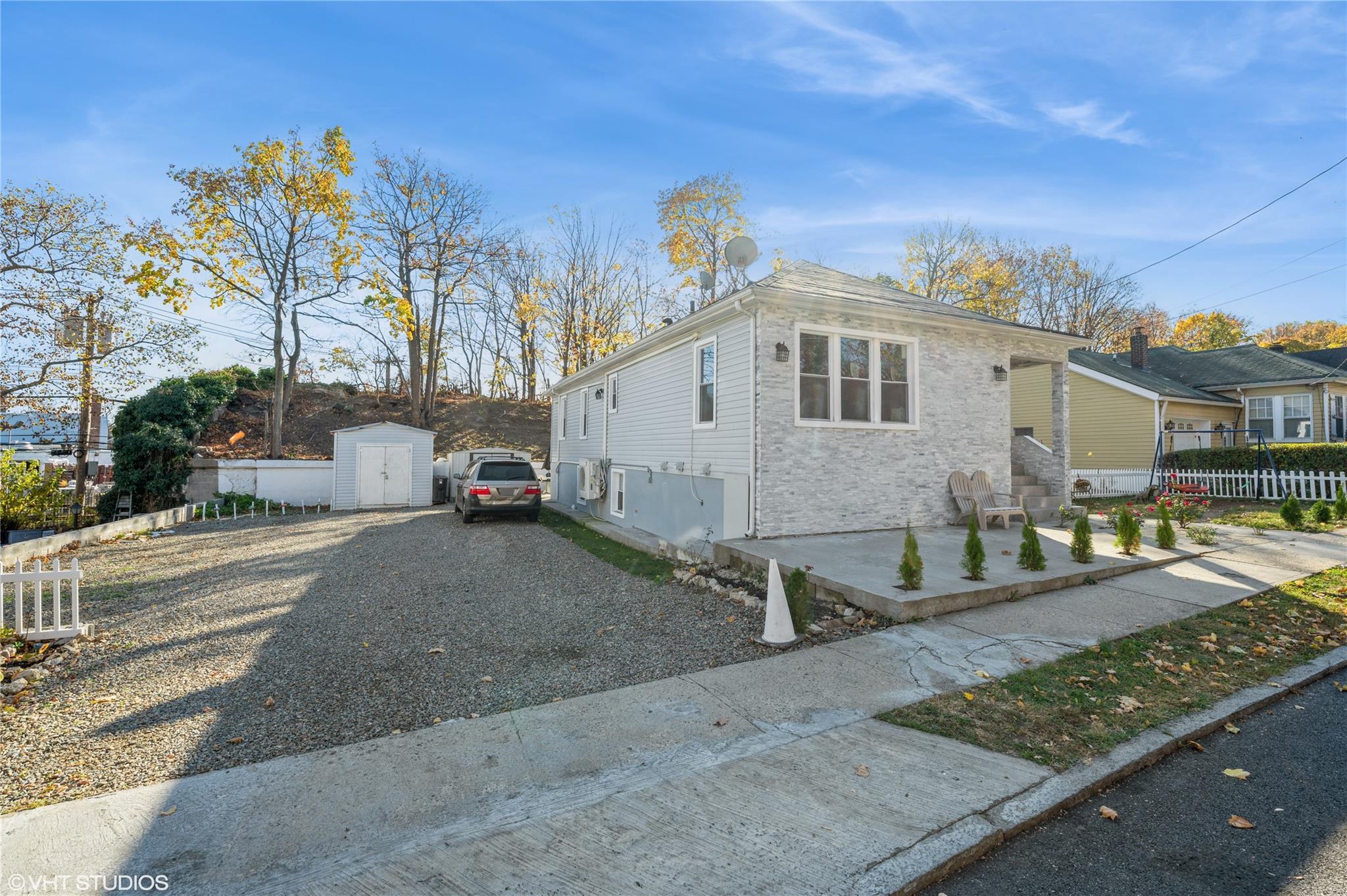 Single Family Saint Pauls  Westchester County, NY 10550, MLS-800952-2