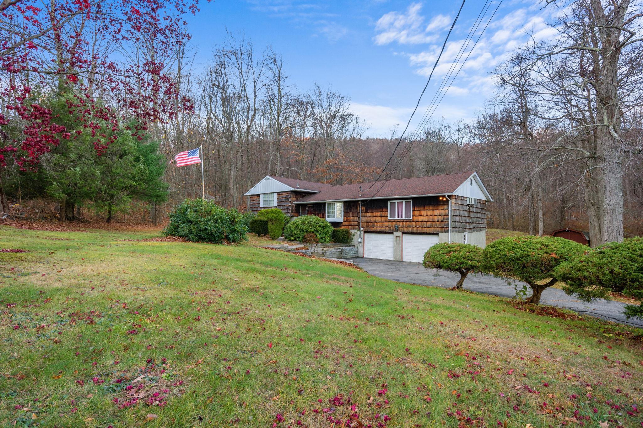 Single Family Farmers Mills  Putnam County, NY 10512, MLS-801406-2