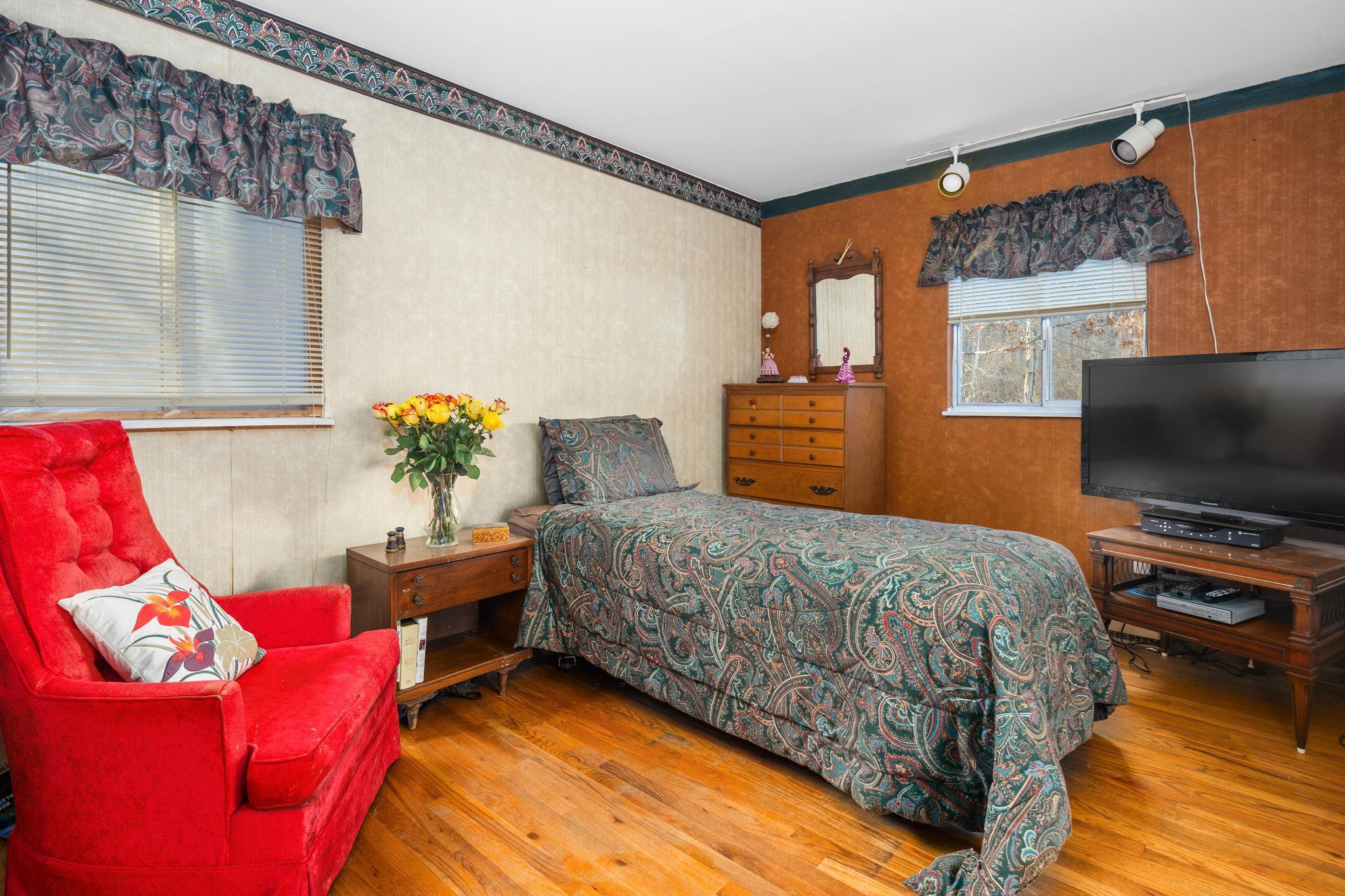 Single Family Farmers Mills  Putnam County, NY 10512, MLS-801406-24