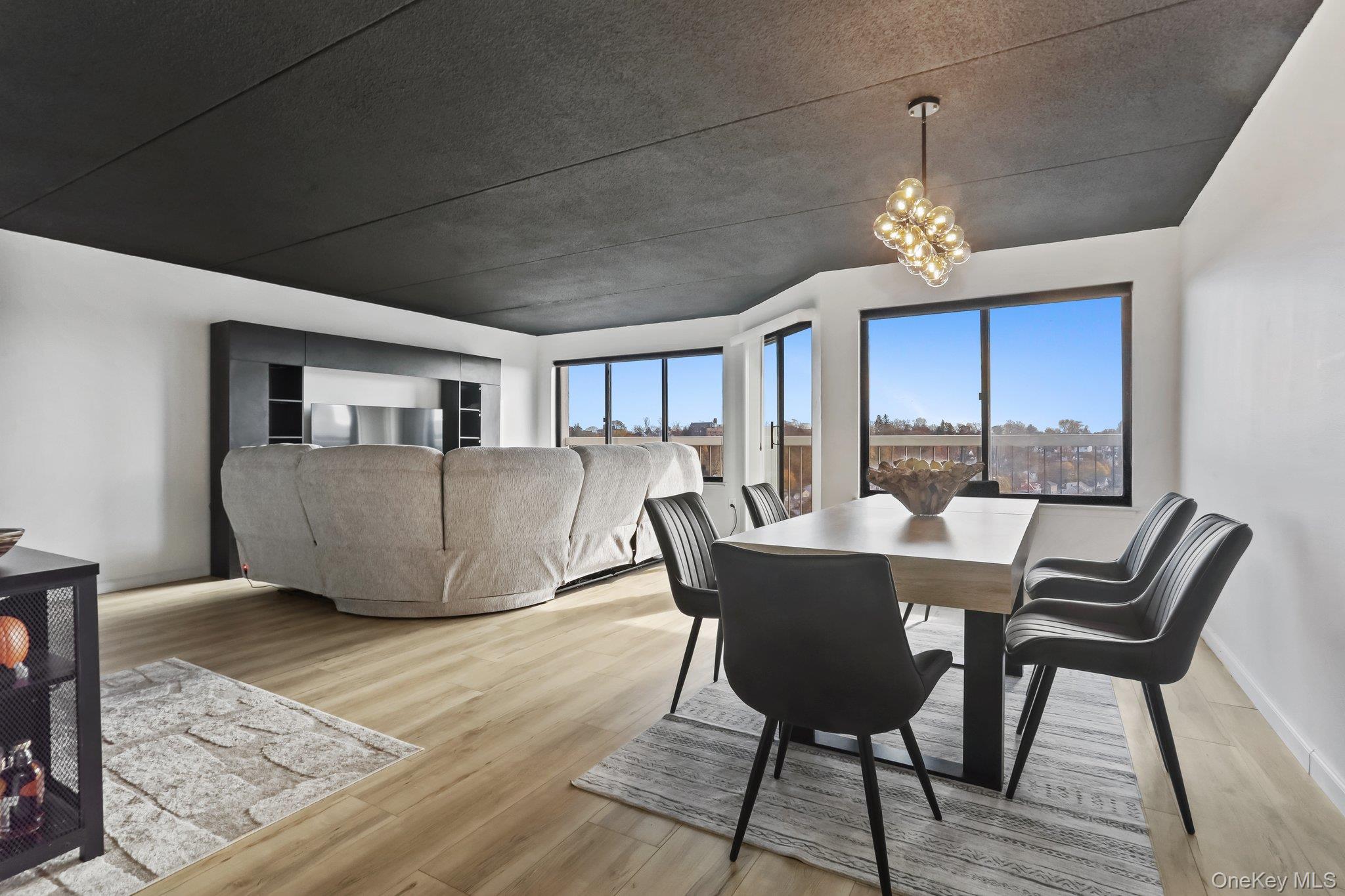 Condo High Point Westchester County, NY 10530, MLS-801519-8