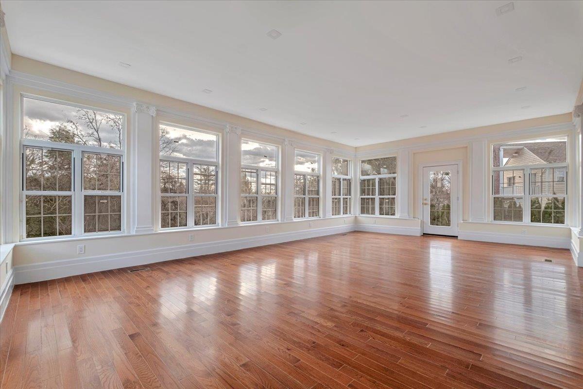 Single Family Weaver  Westchester County, NY 10804, MLS-801522-21