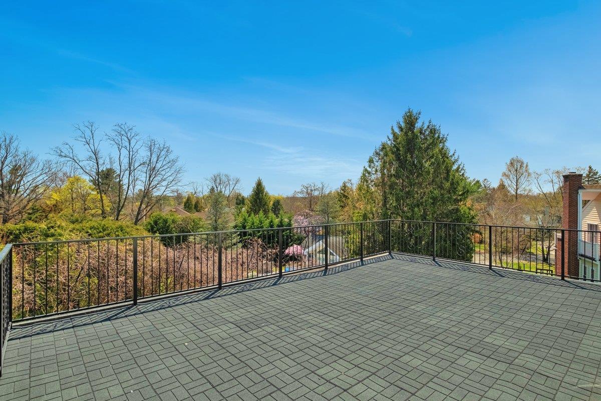 Single Family Weaver  Westchester County, NY 10804, MLS-801522-31