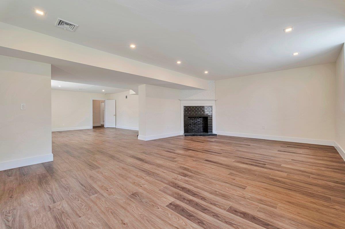 Single Family Weaver  Westchester County, NY 10804, MLS-801522-33