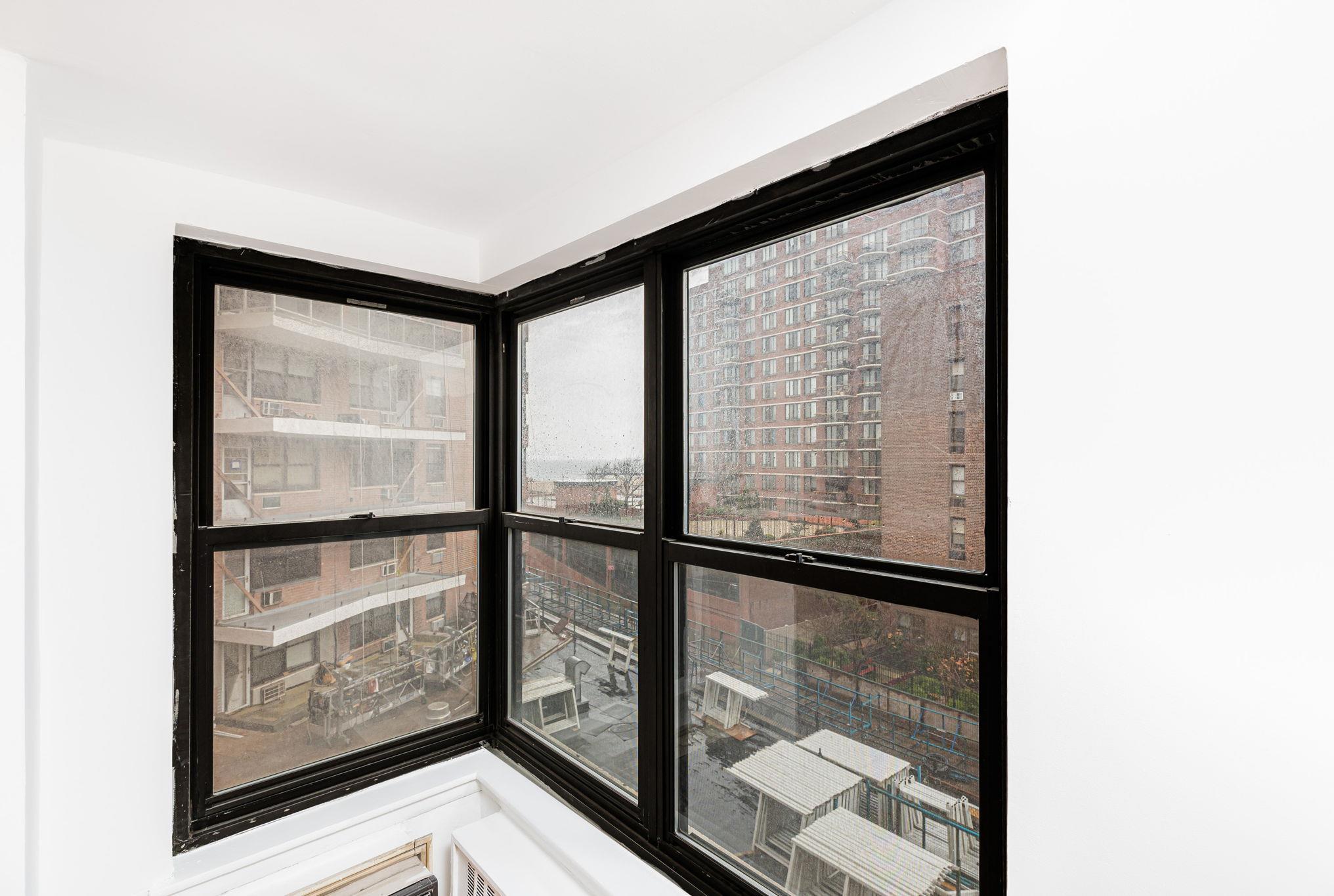 Coop Brighton 1st  Brooklyn, NY 11235, MLS-801570-19
