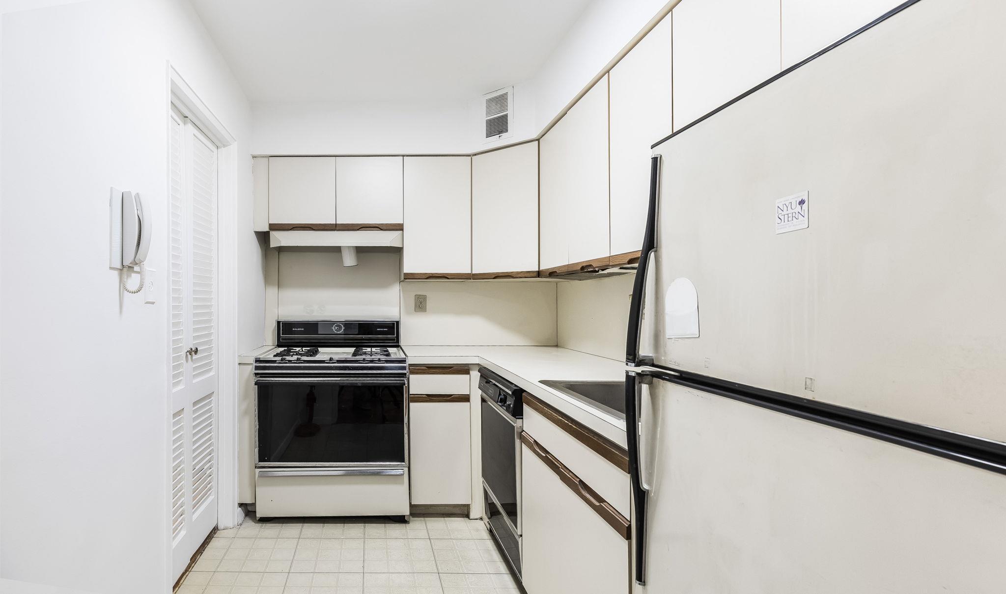 Coop Brighton 1st  Brooklyn, NY 11235, MLS-801570-5