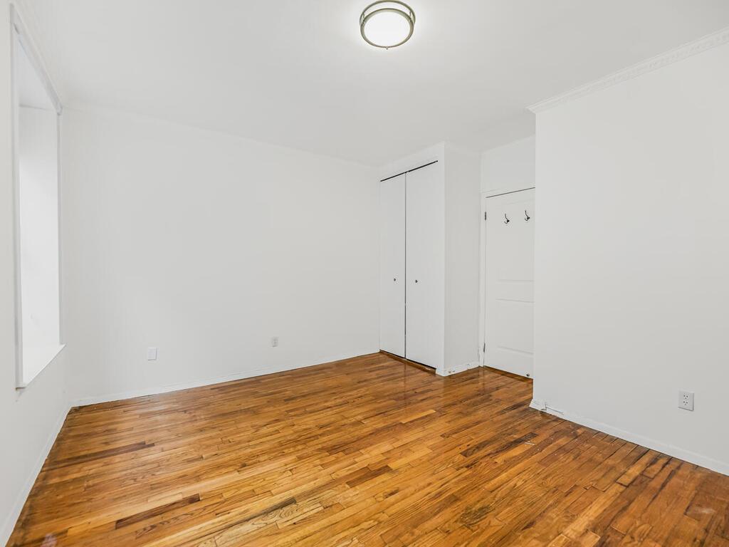 Coop 109th  Manhattan, NY 10025, MLS-801602-11