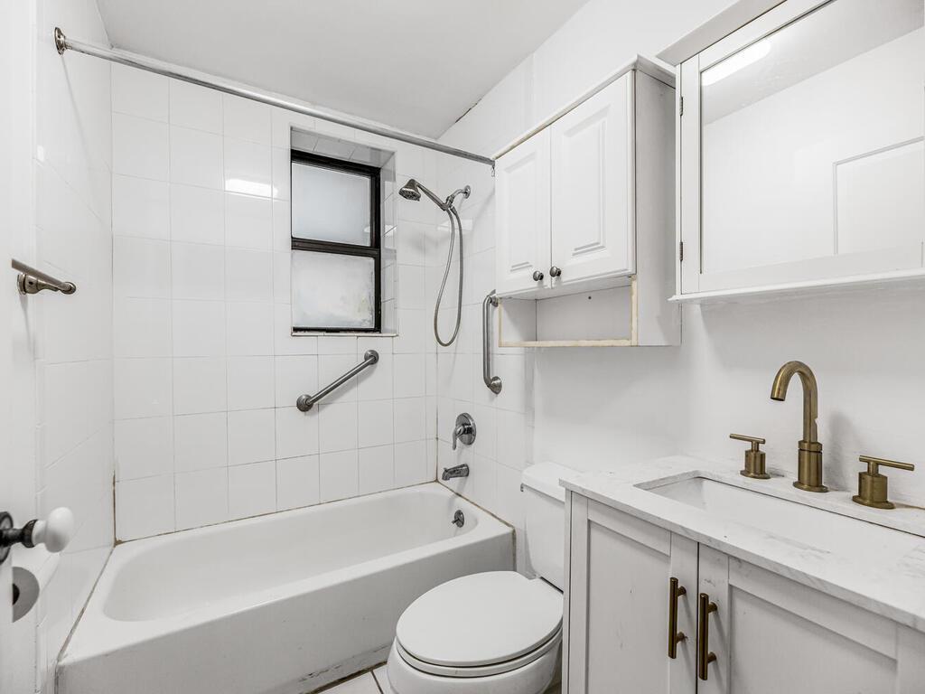 Coop 109th  Manhattan, NY 10025, MLS-801602-12