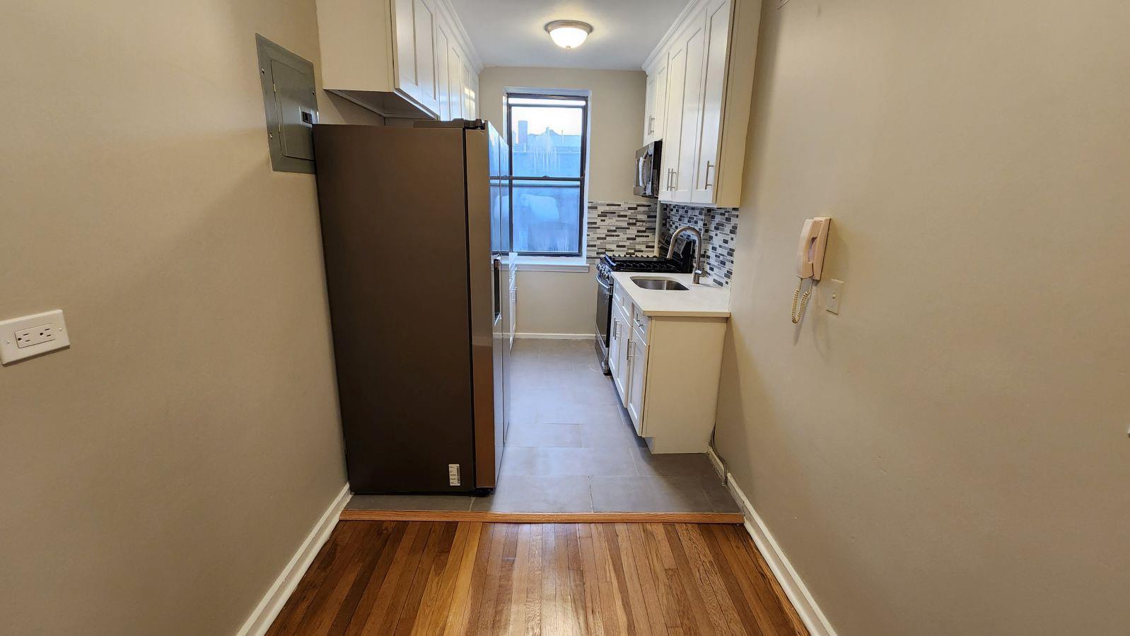Coop 181st  Manhattan, NY 10033, MLS-801772-14