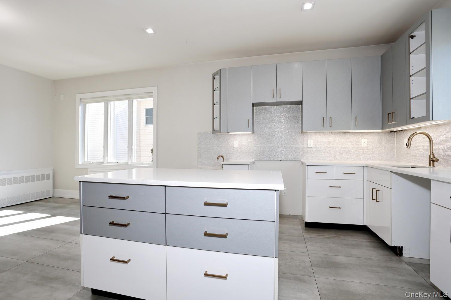 Condo Neil  Rockland County, NY 10977, MLS-801773-16