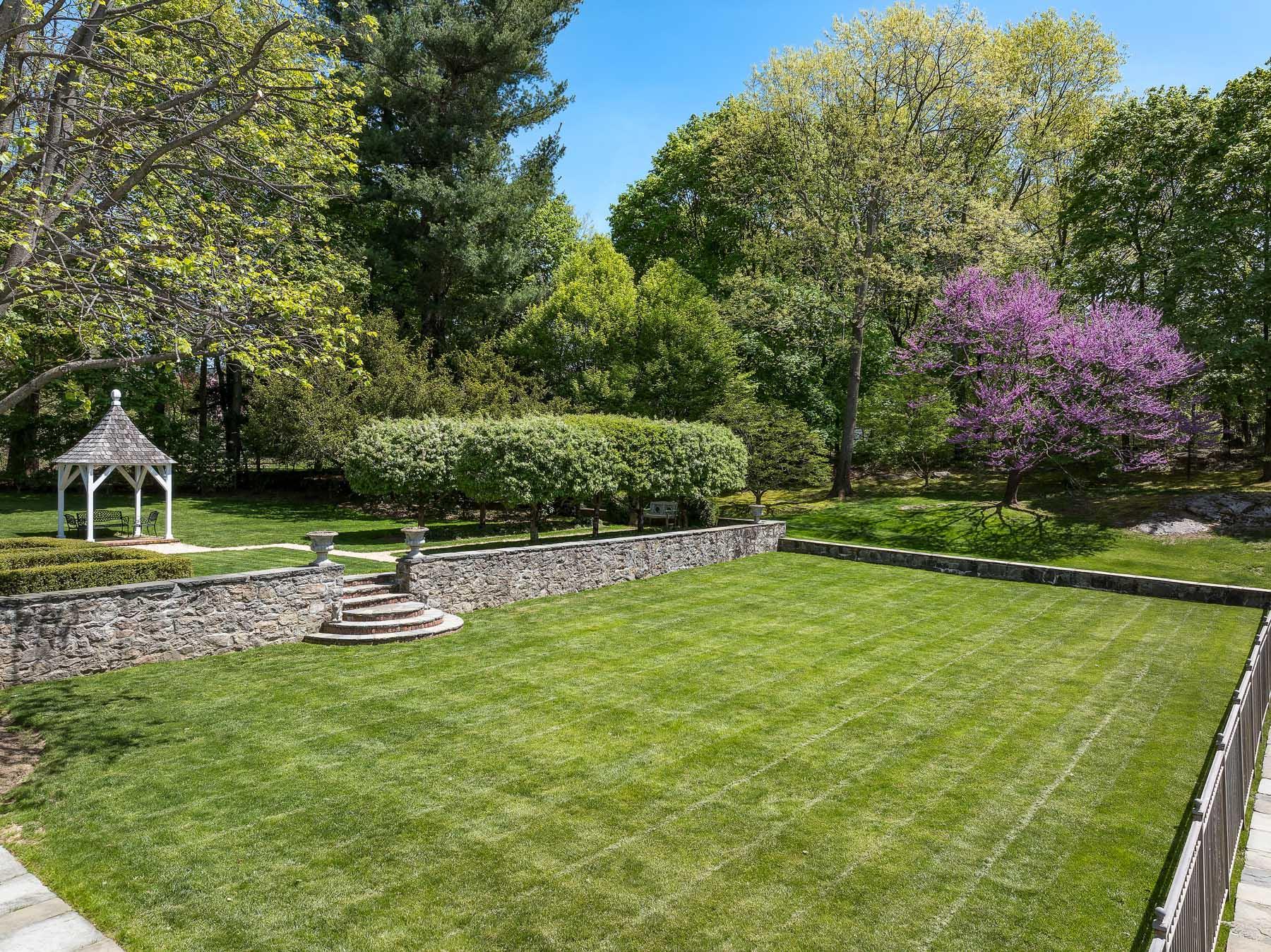 Single Family Old Briarcliff  Westchester County, NY 10510, MLS-802014-42