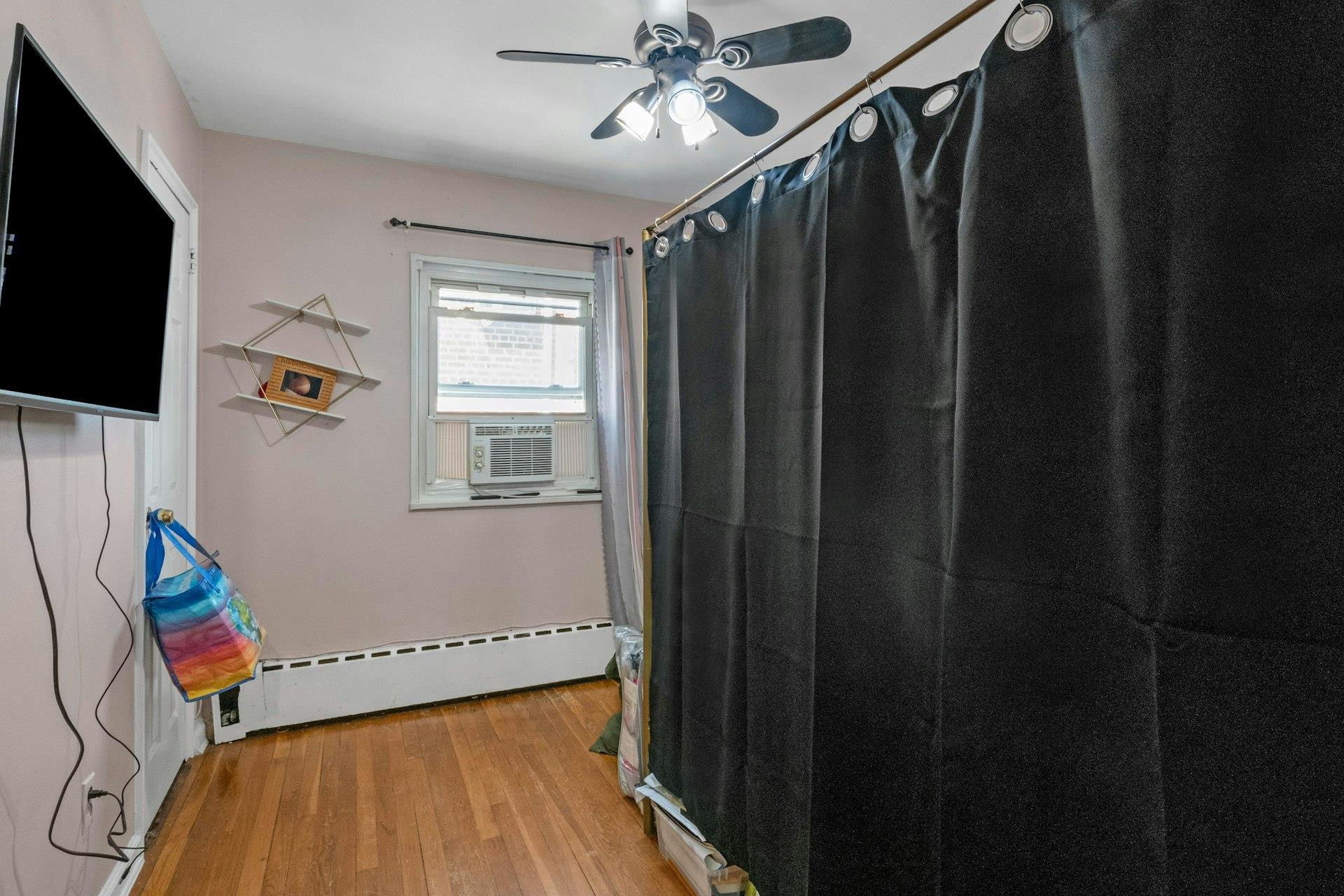 Single Family Swinton  Bronx, NY 10465, MLS-802056-11