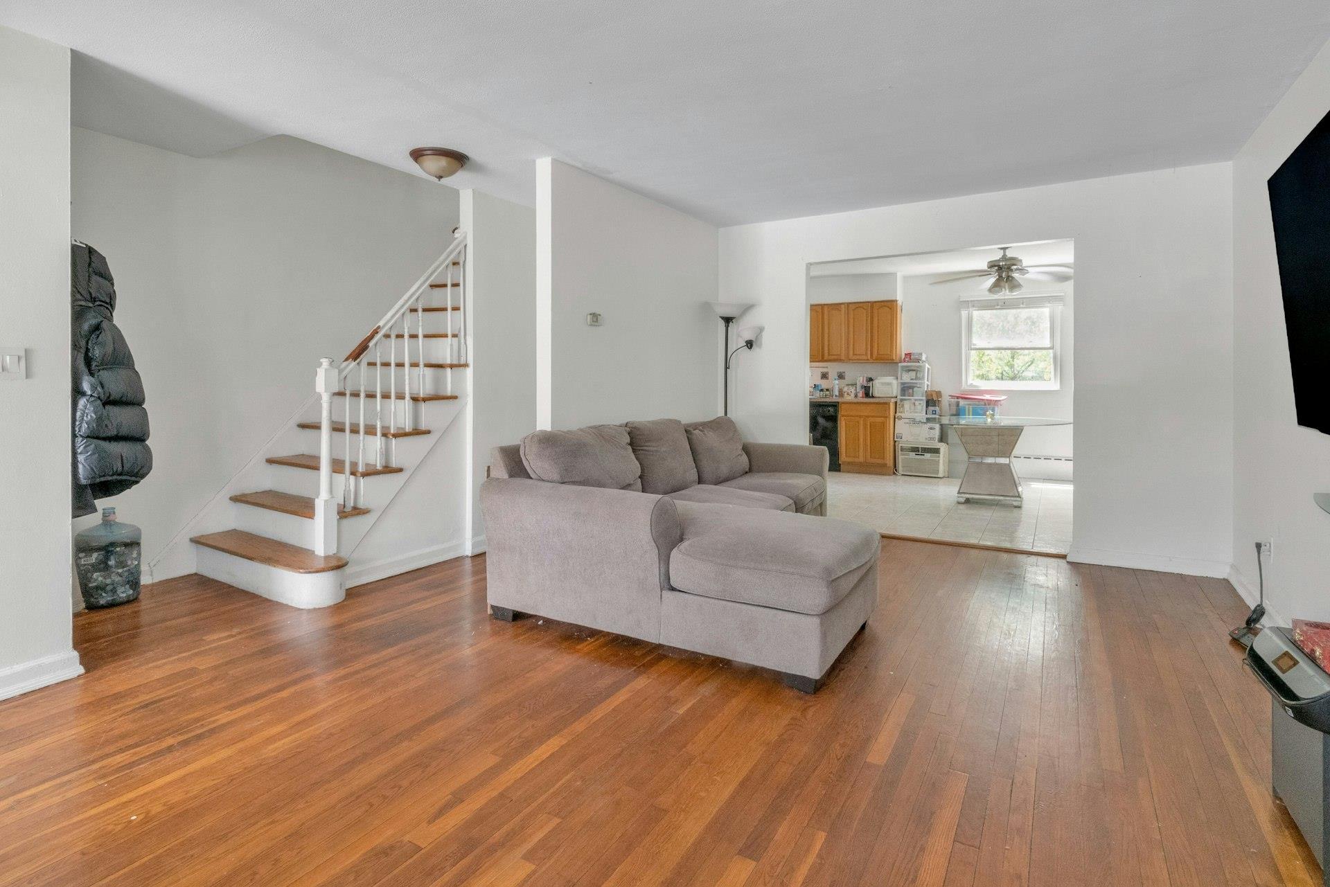 Single Family Swinton  Bronx, NY 10465, MLS-802056-6
