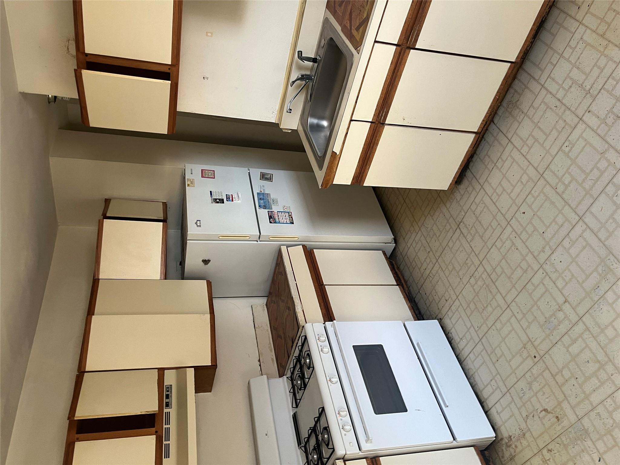 Coop Grand Concourse  Bronx, NY 10451, MLS-802070-3