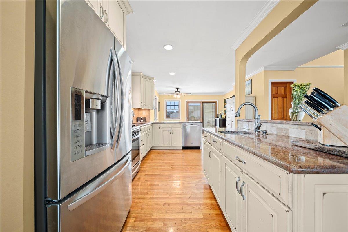 Single Family Gibbs  Suffolk County, NY 11701, MLS-802265-12